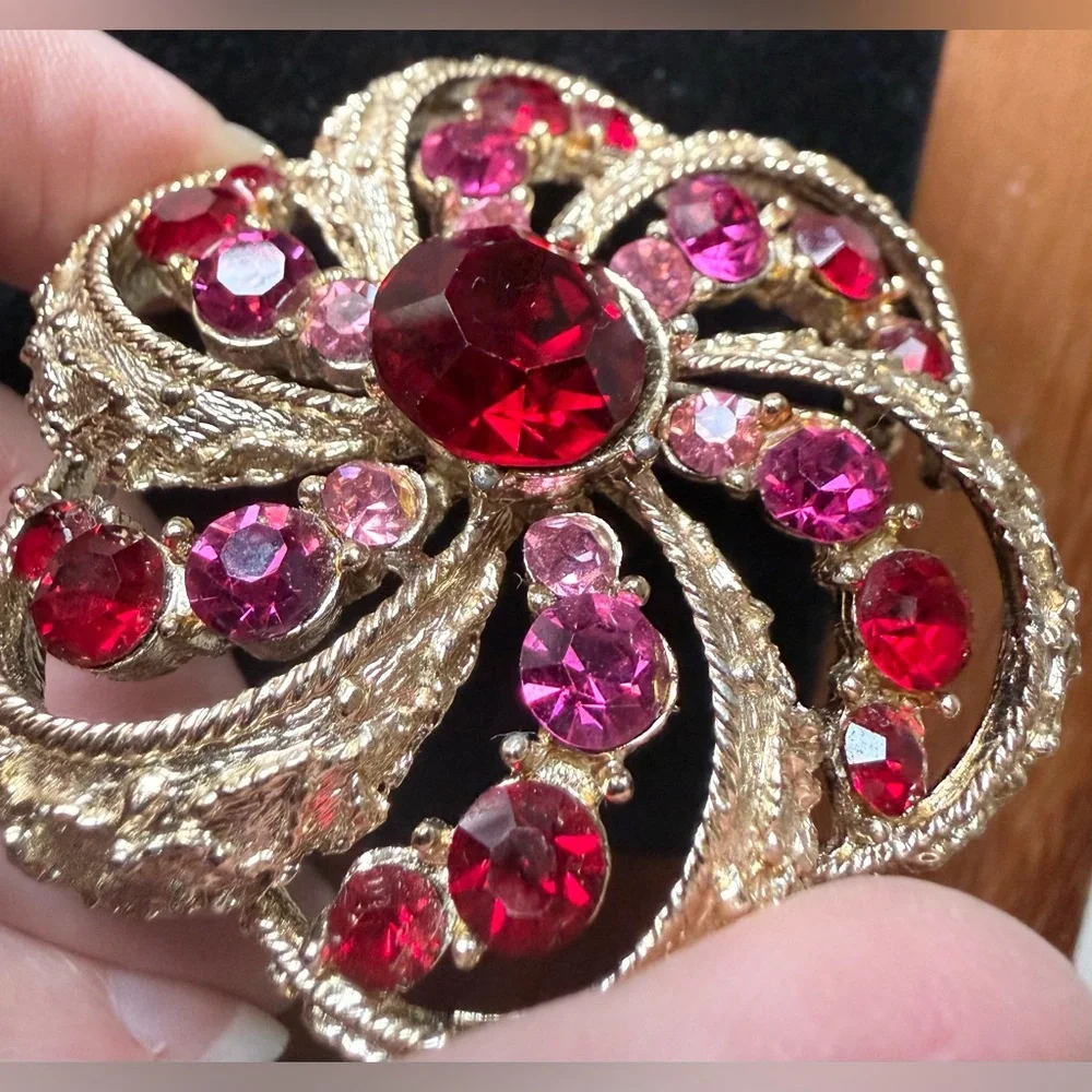 VTG Coro Red Pink Rhinestone Brooch Pin